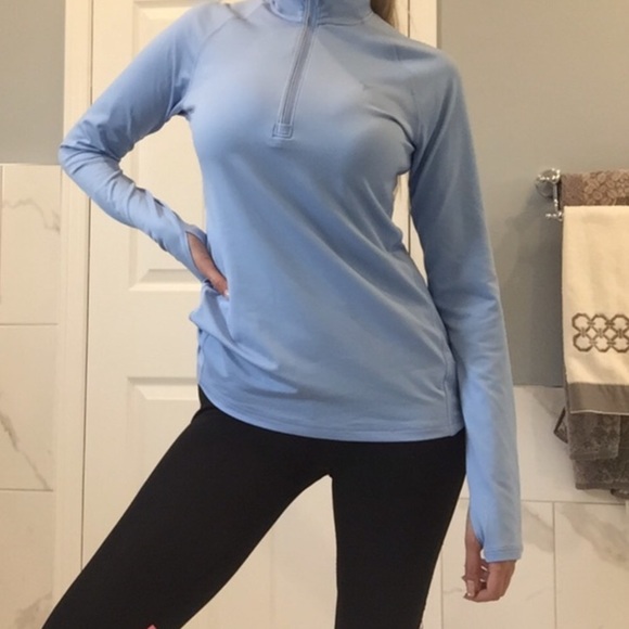 Half Zip Long Sleeve Activewear Top - Picture 9 of 11